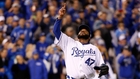 Cueto goes the distance, Royals up 2-0