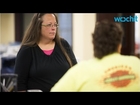 Gay Couples Will Try to Wed as Defiant Clerk Sits in Jail