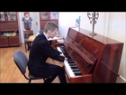 The guy playing the piano without hands (river flows in you)